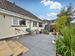 Photo 30- click for photo gallery